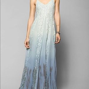Kimchi blue lace ombré maxi dress